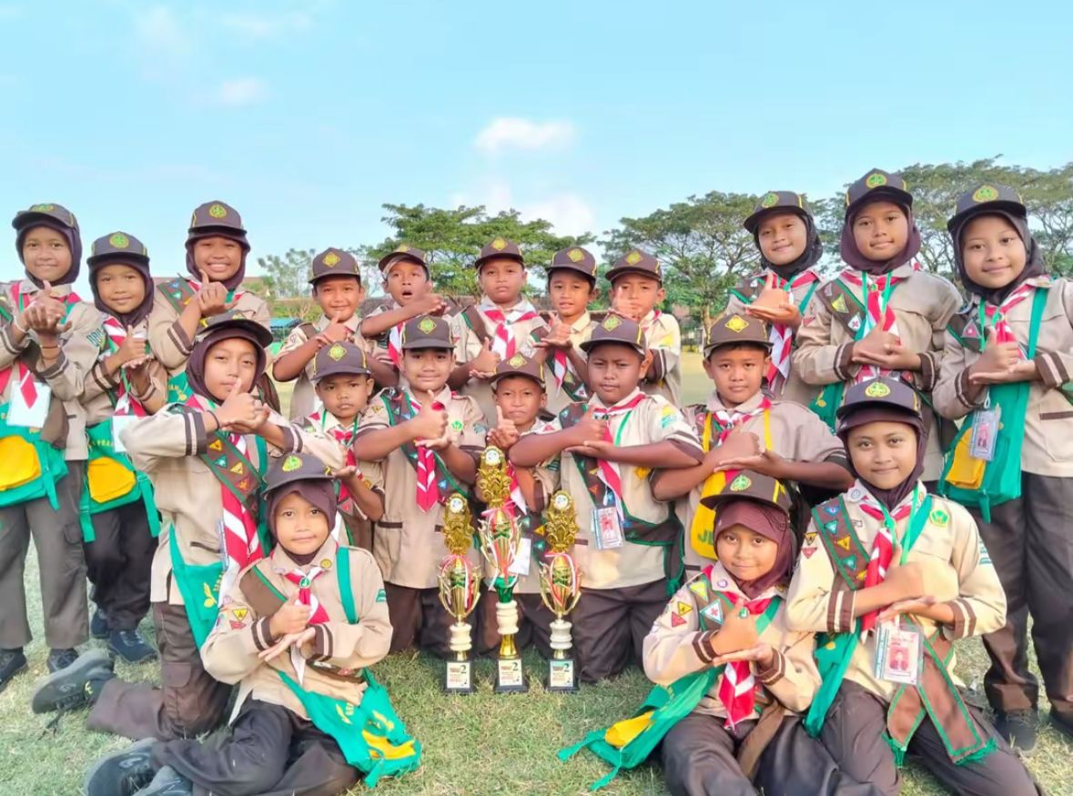Juara tergiat 2 putra & putri dabin 1